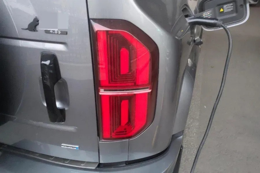 2025 FangChengBao Bao 5 1.5T 194HP L4 E-CVT PHEV 31.8KWH,autocango,china used car exporter,china ev exporter,chinese used car exporter,chinese used ev exporter