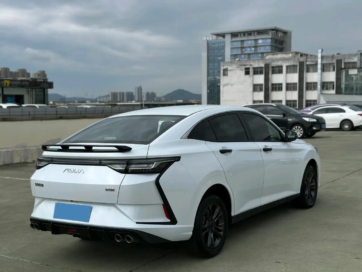 2023 DongFeng Aeolus YiXuan 1.5L 125HP L4 6DCT,autocango,china used car exporter,china ev exporter,chinese used car exporter,chinese used ev exporter