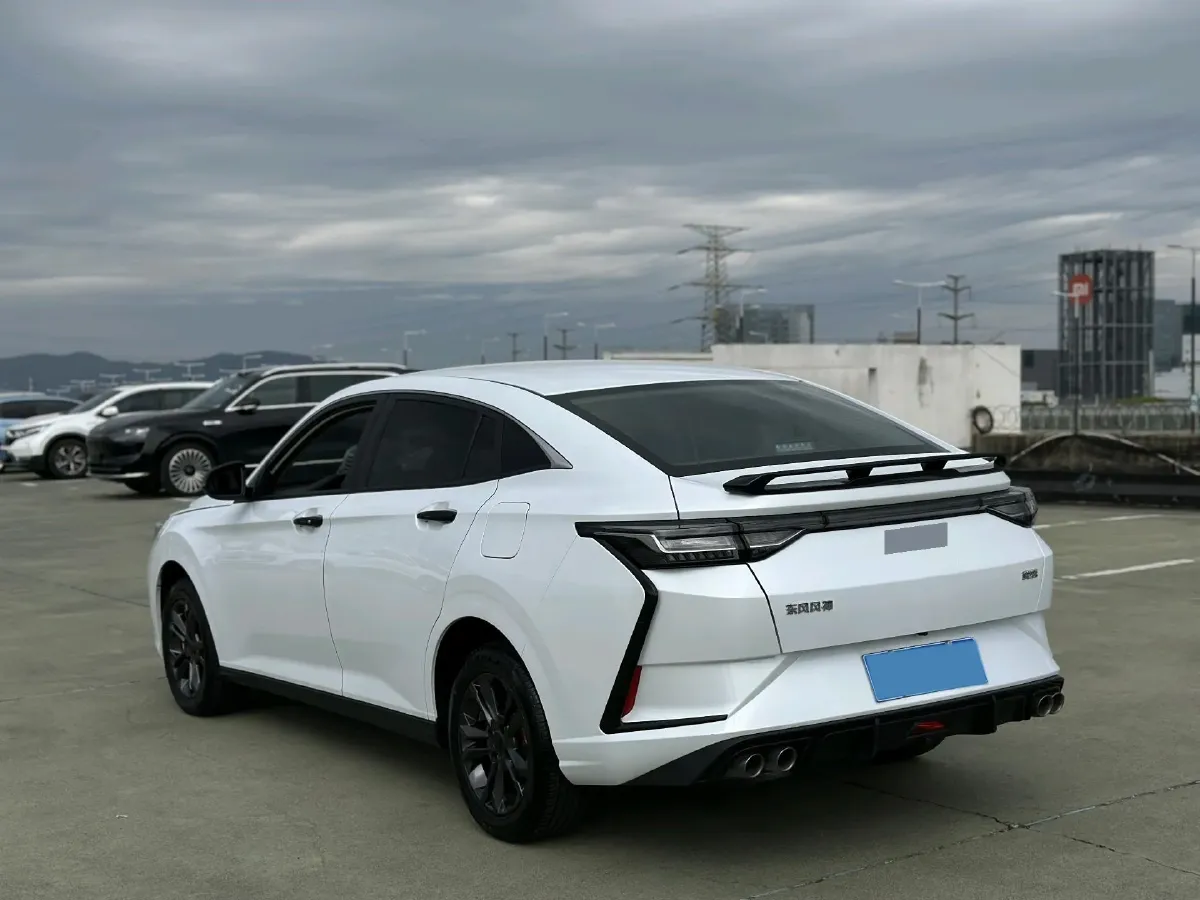 2023 DongFeng Aeolus YiXuan 1.5L 125HP L4 6DCT,autocango,china used car exporter,china ev exporter,chinese used car exporter,chinese used ev exporter