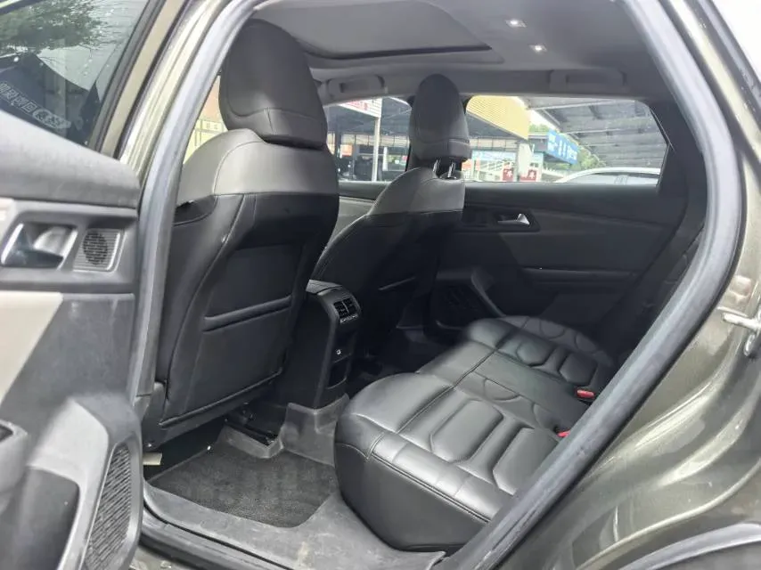 2022 Citroen C5 X 1.6T 175HP L4 8AT,autocango,china used car exporter,china ev exporter,chinese used car exporter,chinese used ev exporter