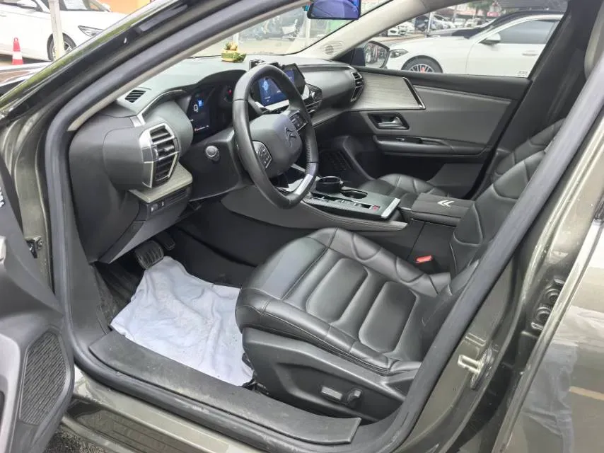 2022 Citroen C5 X 1.6T 175HP L4 8AT,autocango,china used car exporter,china ev exporter,chinese used car exporter,chinese used ev exporter