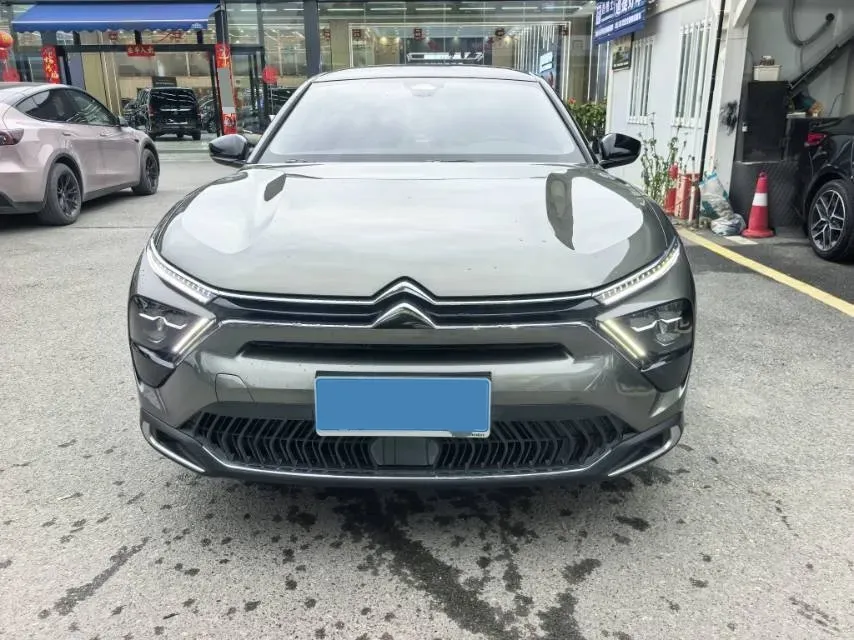 2022 Citroen C5 X 1.6T 175HP L4 8AT,autocango,china used car exporter,china ev exporter,chinese used car exporter,chinese used ev exporter
