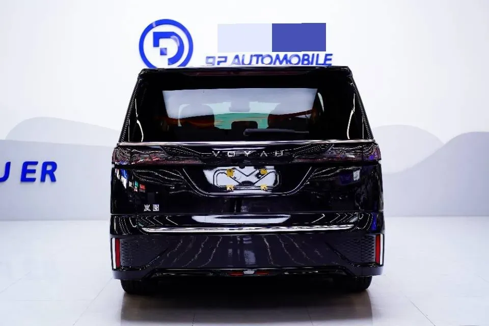2024 Voyah Dream 1.5T 150HP L4 PHEV 43KWH,autocango,china used car exporter,china ev exporter,chinese used car exporter,chinese used ev exporter
