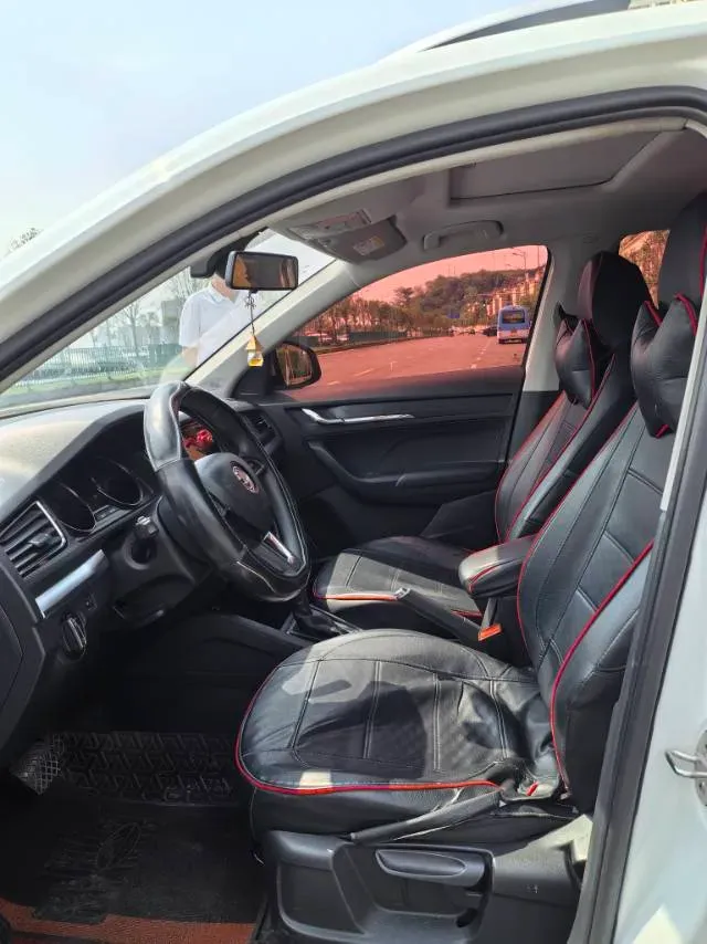 2021 Skoda Kamiq 1.5L 112HP L4 6AT,autocango,china used car exporter,china ev exporter,chinese used car exporter,chinese used ev exporter