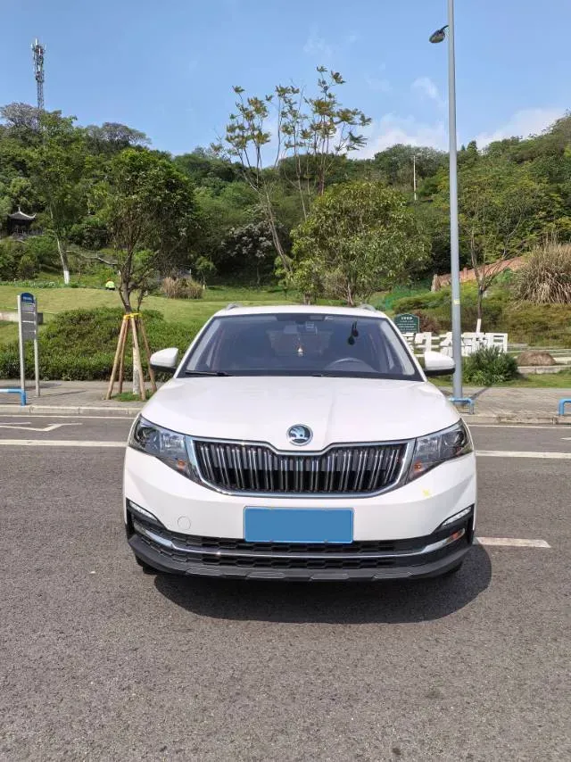 2021 Skoda Kamiq 1.5L 112HP L4 6AT,autocango,china used car exporter,china ev exporter,chinese used car exporter,chinese used ev exporter