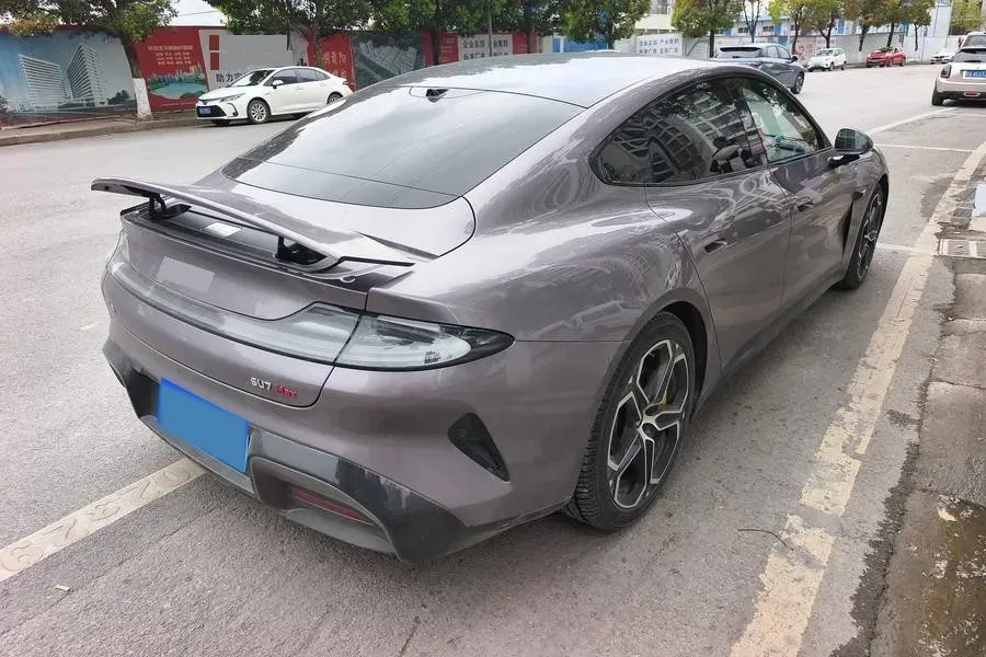 2024 MI SU7 BEV 101KWH,autocango,china used car exporter,china ev exporter,chinese used car exporter,chinese used ev exporter