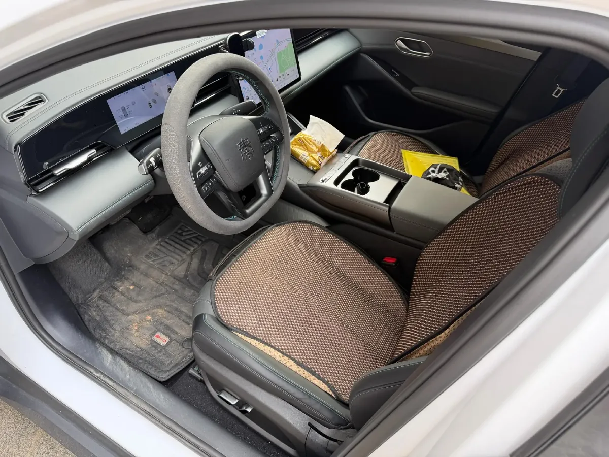 2025 BYD QinL BEV,autocango,china used car exporter,china ev exporter,chinese used car exporter,chinese used ev exporter