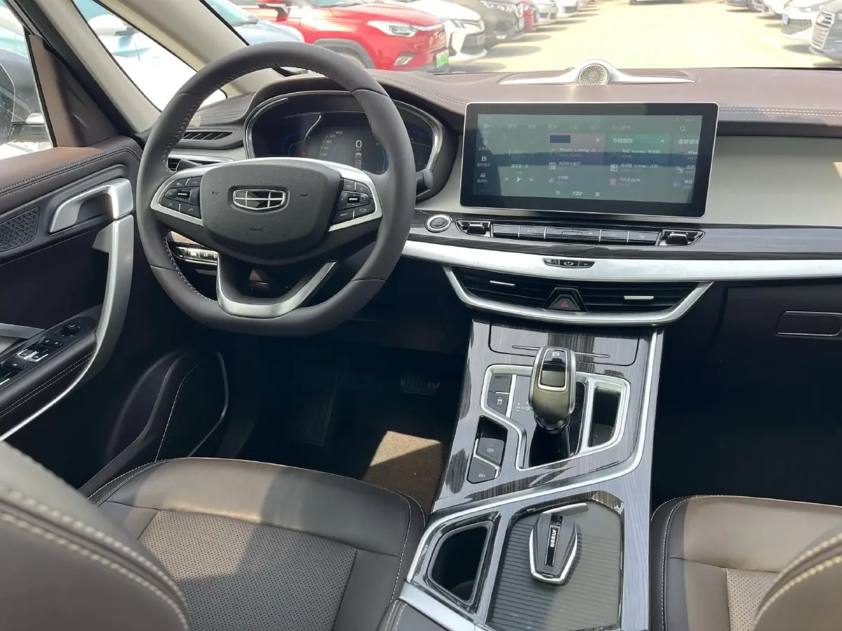 2021 Geely JiaJi 1.8T 184HP L4 7DCT,autocango,china used car exporter,china ev exporter,chinese used car exporter,chinese used ev exporter