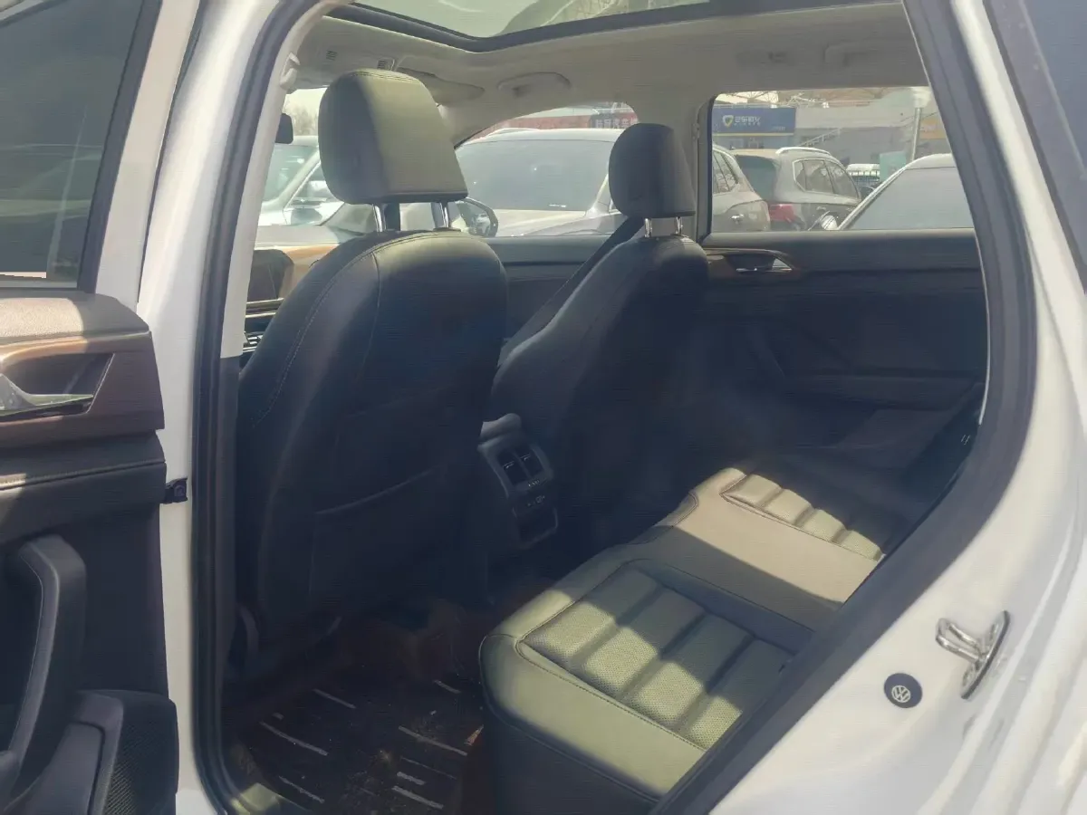 2022 Volkswagen Tharu 1.4T 150HP L4 7DCT,autocango,china used car exporter,china ev exporter,chinese used car exporter,chinese used ev exporter