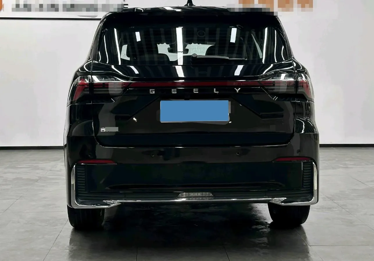 2025 Geely Okavango L 2.0T 218HP L4 7DCT,autocango,china used car exporter,china ev exporter,chinese used car exporter,chinese used ev exporter