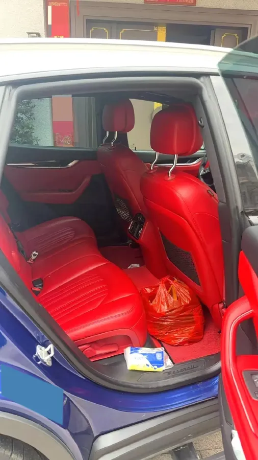 2018 Maserati Levante 3.0T 350HP V6 8AT,autocango,china used car exporter,china ev exporter,chinese used car exporter,chinese used ev exporter