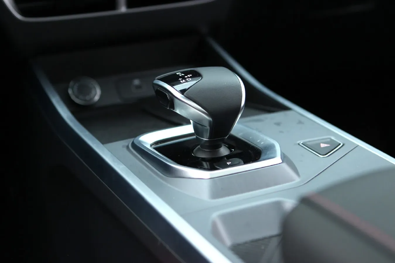 2024 Jetour DASHING 1.5T 156HP L4 6DCT,autocango,china used car exporter,china ev exporter,chinese used car exporter,chinese used ev exporter