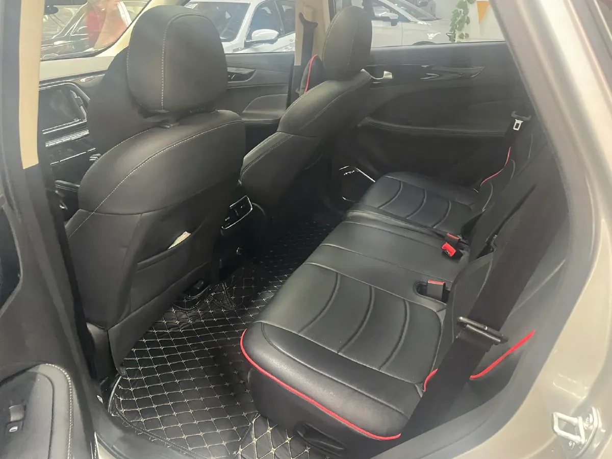 2019 Jetour X90 1.6T 197HP L4 7DCT,autocango,china used car exporter,china ev exporter,chinese used car exporter,chinese used ev exporter