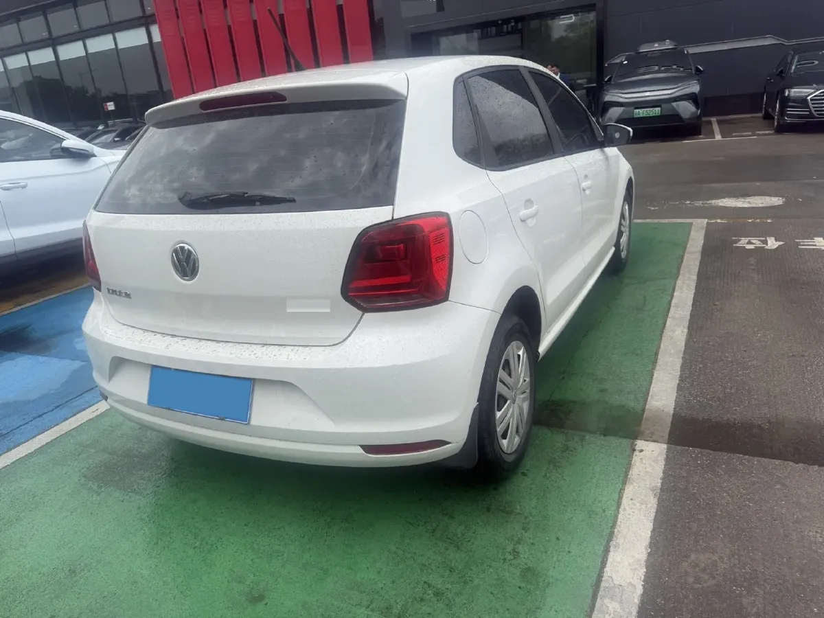 2016 Volkswagen Polo 1.4L 90HP L4 5MT,autocango,china used car exporter,china ev exporter,chinese used car exporter,chinese used ev exporter
