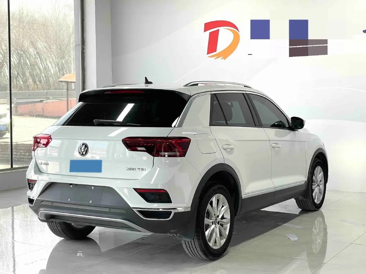2022 Volkswagen T-Roc 1.4T 150HP L4 7DCT,autocango,china used car exporter,china ev exporter,chinese used car exporter,chinese used ev exporter