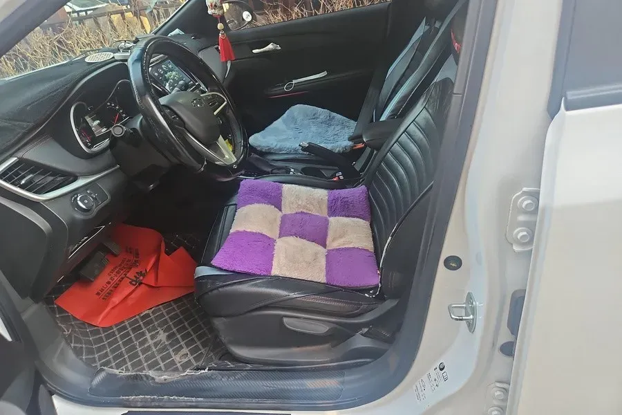 2022 Chevrolet Monza 1.3T 163HP L3 6AT,autocango,china used car exporter,china ev exporter,chinese used car exporter,chinese used ev exporter