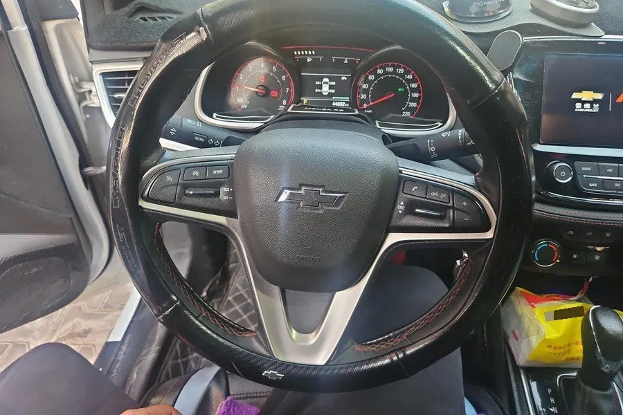 2022 Chevrolet Monza 1.3T 163HP L3 6AT,autocango,china used car exporter,china ev exporter,chinese used car exporter,chinese used ev exporter