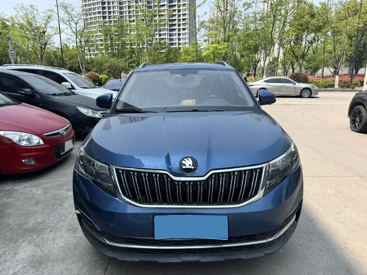 2018 Skoda Kamiq 1.5L 112HP L4 5MT,autocango,china used car exporter,china ev exporter,chinese used car exporter,chinese used ev exporter