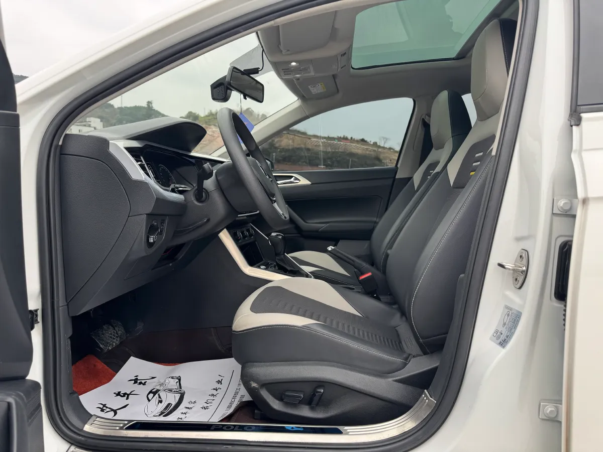 2021 Haval H6 1.5T 169HP L4 7DCT,autocango,china used car exporter,china ev exporter,chinese used car exporter,chinese used ev exporter