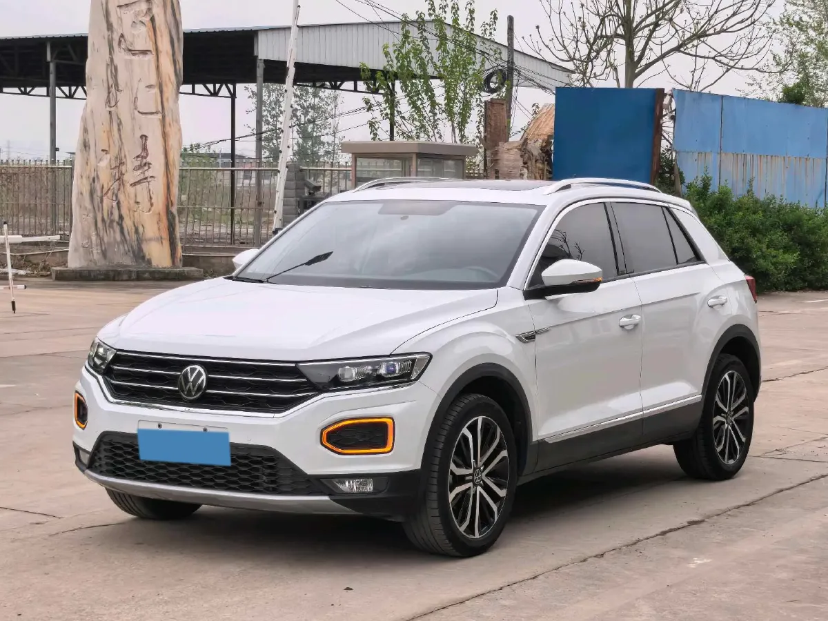 2022 Volkswagen T-Roc 1.4T 150HP L4 7DCT,autocango,china used car exporter,china ev exporter,chinese used car exporter,chinese used ev exporter