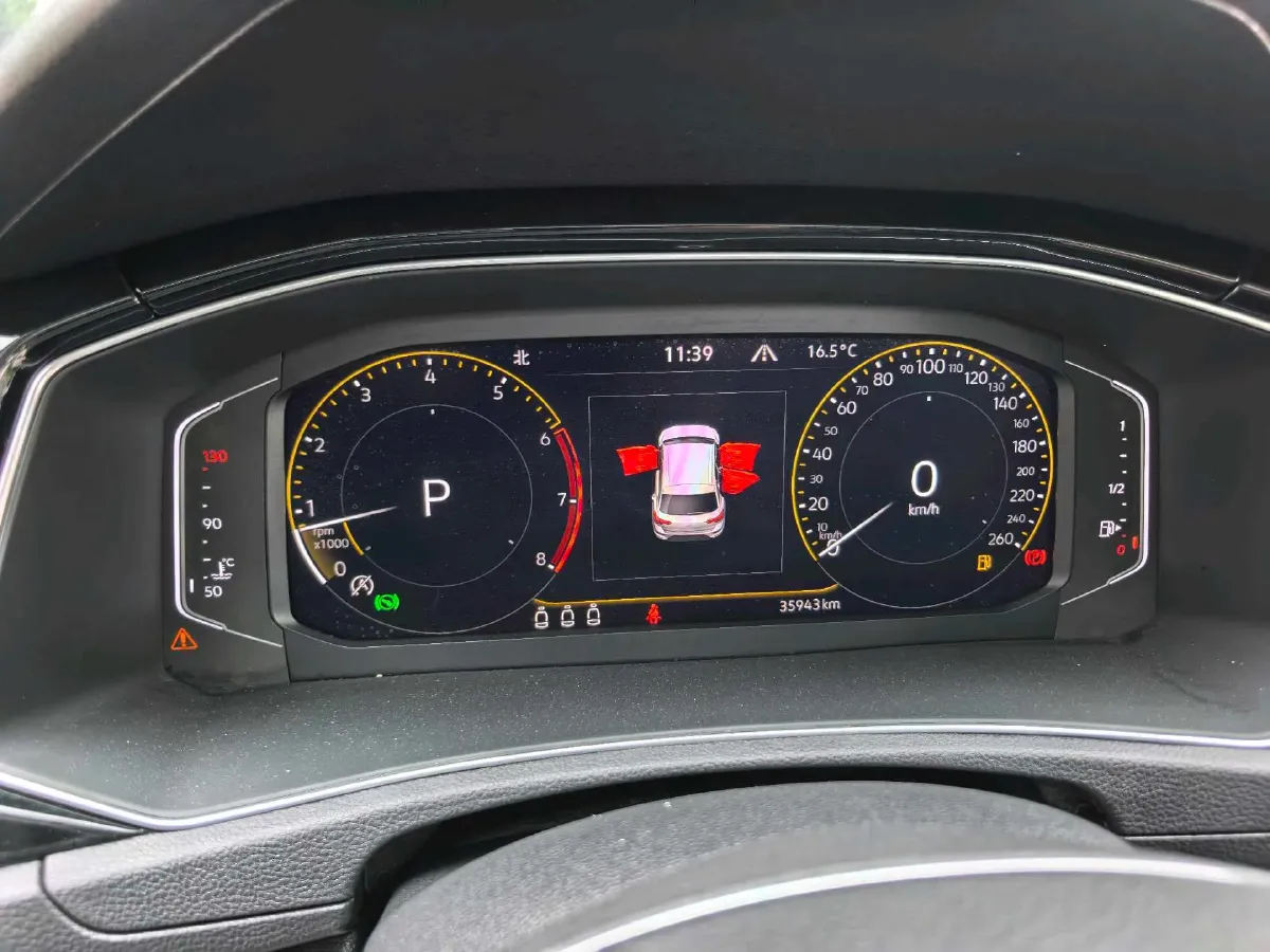 2022 Volkswagen T-Roc 1.4T 150HP L4 7DCT,autocango,china used car exporter,china ev exporter,chinese used car exporter,chinese used ev exporter