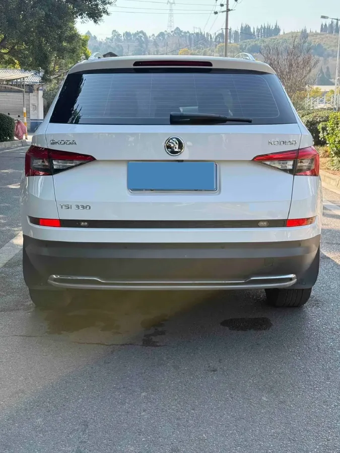 2018 Skoda Kodiak 2.0T 186HP L4 7DCT,autocango,china used car exporter,china ev exporter,chinese used car exporter,chinese used ev exporter