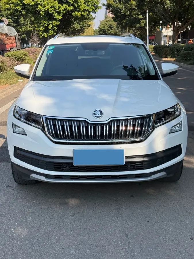 2018 Skoda Kodiak 2.0T 186HP L4 7DCT,autocango,china used car exporter,china ev exporter,chinese used car exporter,chinese used ev exporter
