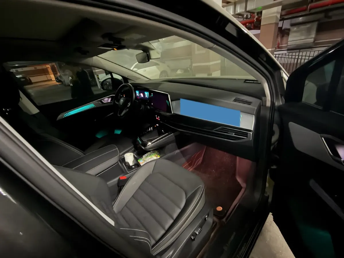 2024 Volkswagen Talagon 2.0T 220HP L4 7DCT,autocango,china used car exporter,china ev exporter,chinese used car exporter,chinese used ev exporter