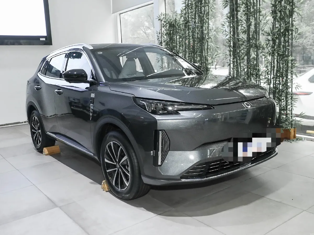 2024 ChangAn QiYuan Q05 Classic 1.5L 110HP L4 E-CVT PHEV 18.99KWH,autocango,china used car exporter,china ev exporter,chinese used car exporter,chinese used ev exporter