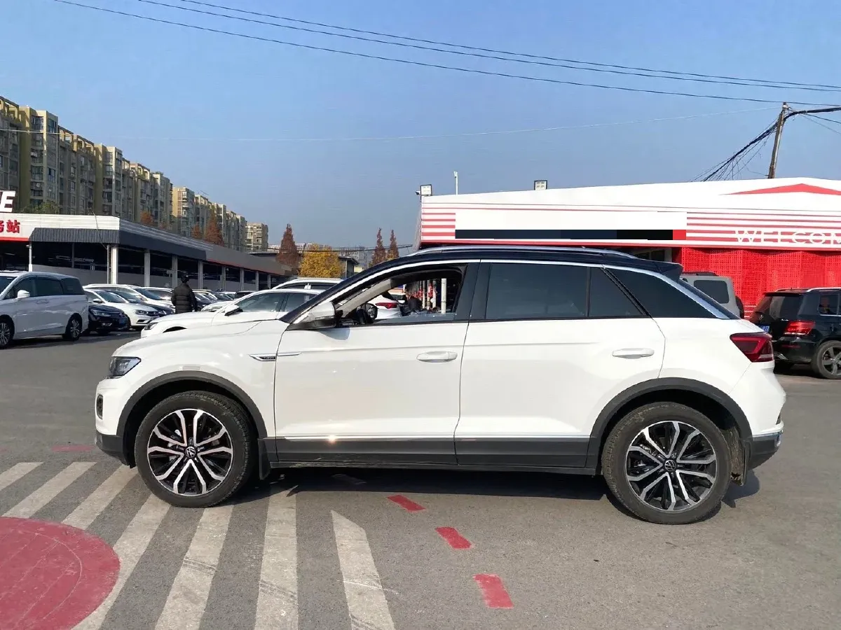 2021 Volkswagen T-Roc 1.4T 150HP L4 7DCT,autocango,china used car exporter,china ev exporter,chinese used car exporter,chinese used ev exporter
