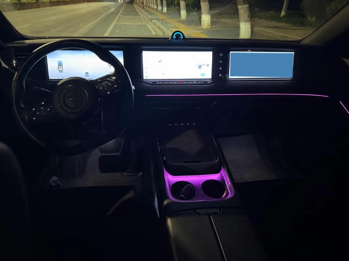 2025 Voyah FREE 1.5T 150HP L4 REEV 43KWH,autocango,china used car exporter,china ev exporter,chinese used car exporter,chinese used ev exporter