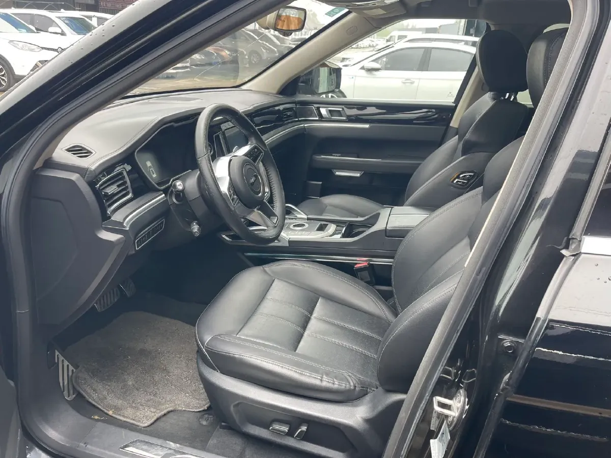 2017 Zotye T700 1.8T 177HP L4 6DCT,autocango,china used car exporter,china ev exporter,chinese used car exporter,chinese used ev exporter