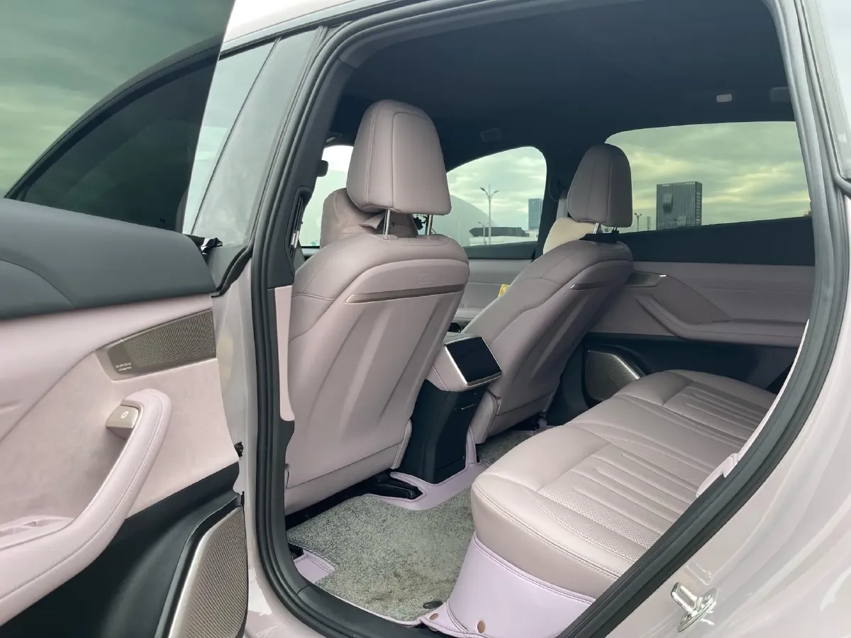 2024 ONVO L60 BEV 60KWH,autocango,china used car exporter,china ev exporter,chinese used car exporter,chinese used ev exporter