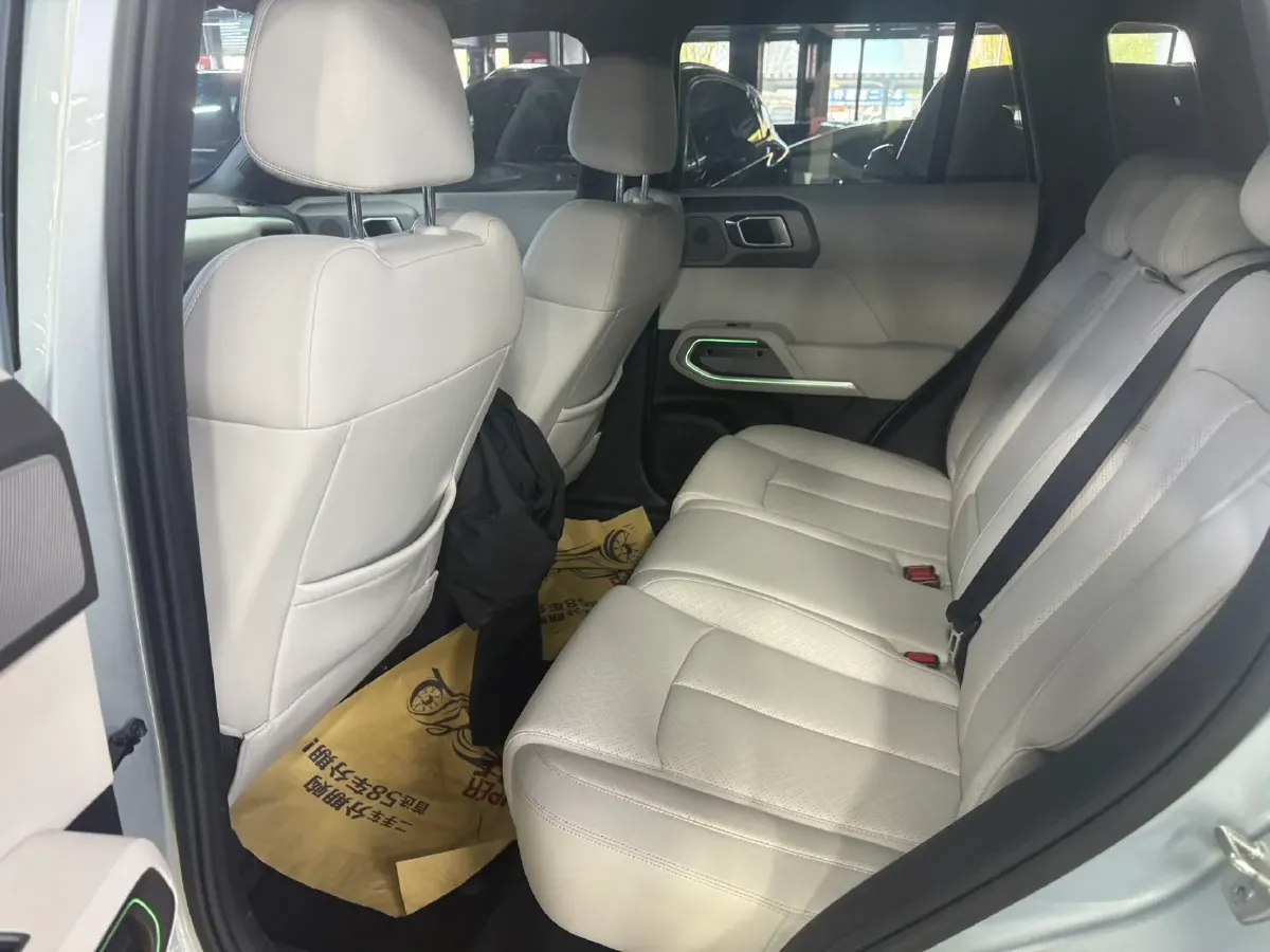 2025 FangChengBao Tai 3 BEV,autocango,china used car exporter,china ev exporter,chinese used car exporter,chinese used ev exporter