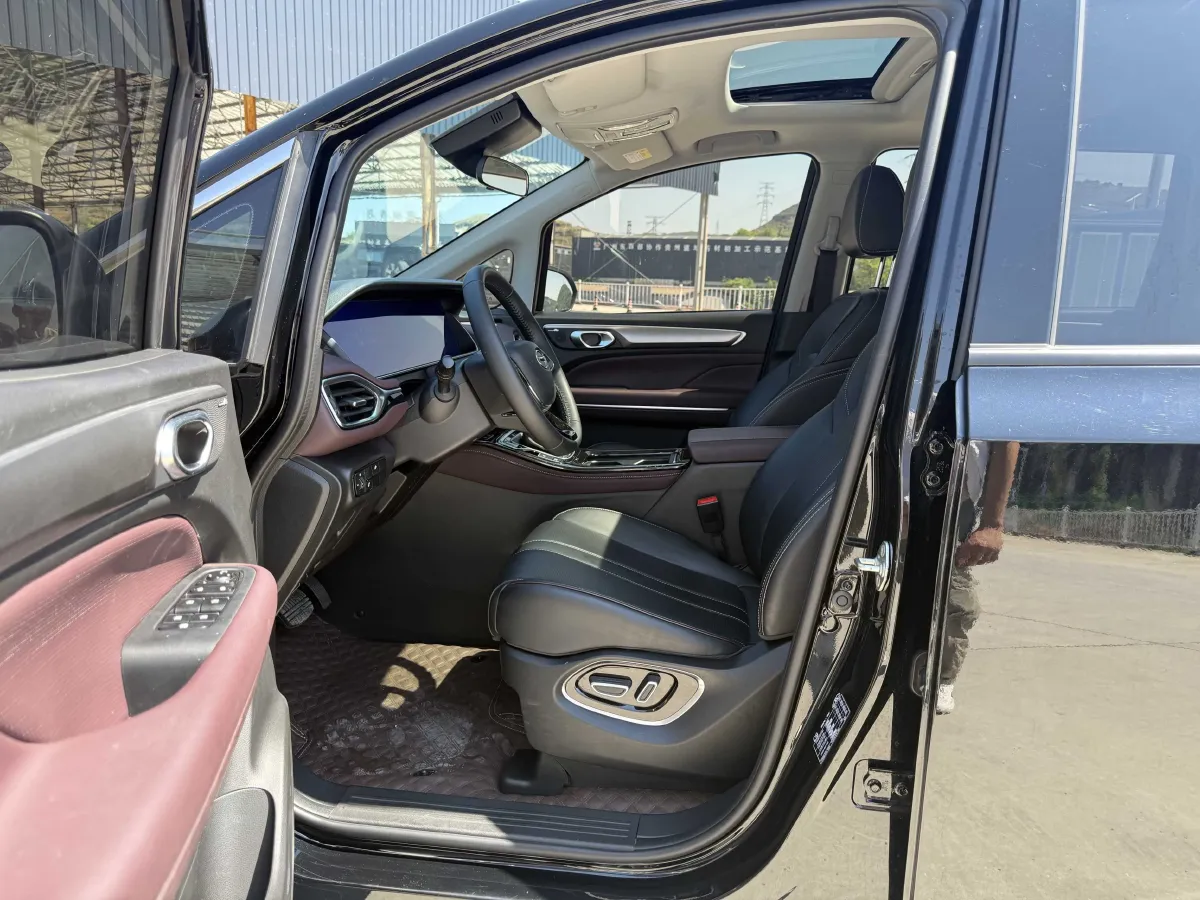 2023 GAC Trumpchi M6 1.5T 177HP L4 7DCT,autocango,china used car exporter,china ev exporter,chinese used car exporter,chinese used ev exporter