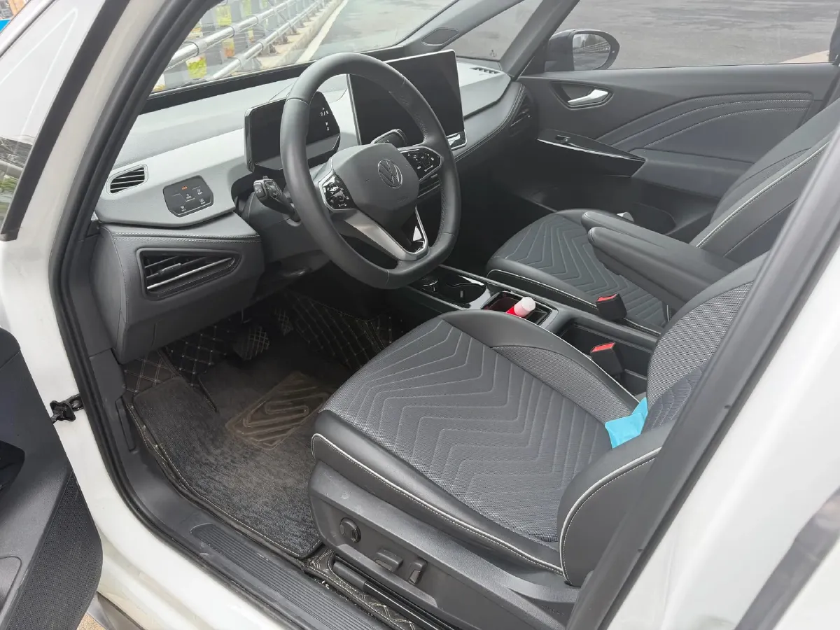 2025 Volkswagen ID.3 BEV 52.8KWH,autocango,china used car exporter,china ev exporter,chinese used car exporter,chinese used ev exporter