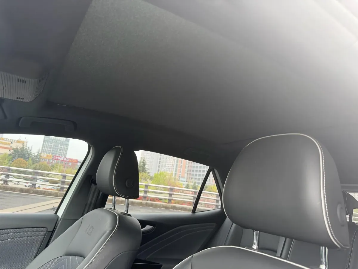 2025 Volkswagen ID.3 BEV 52.8KWH,autocango,china used car exporter,china ev exporter,chinese used car exporter,chinese used ev exporter