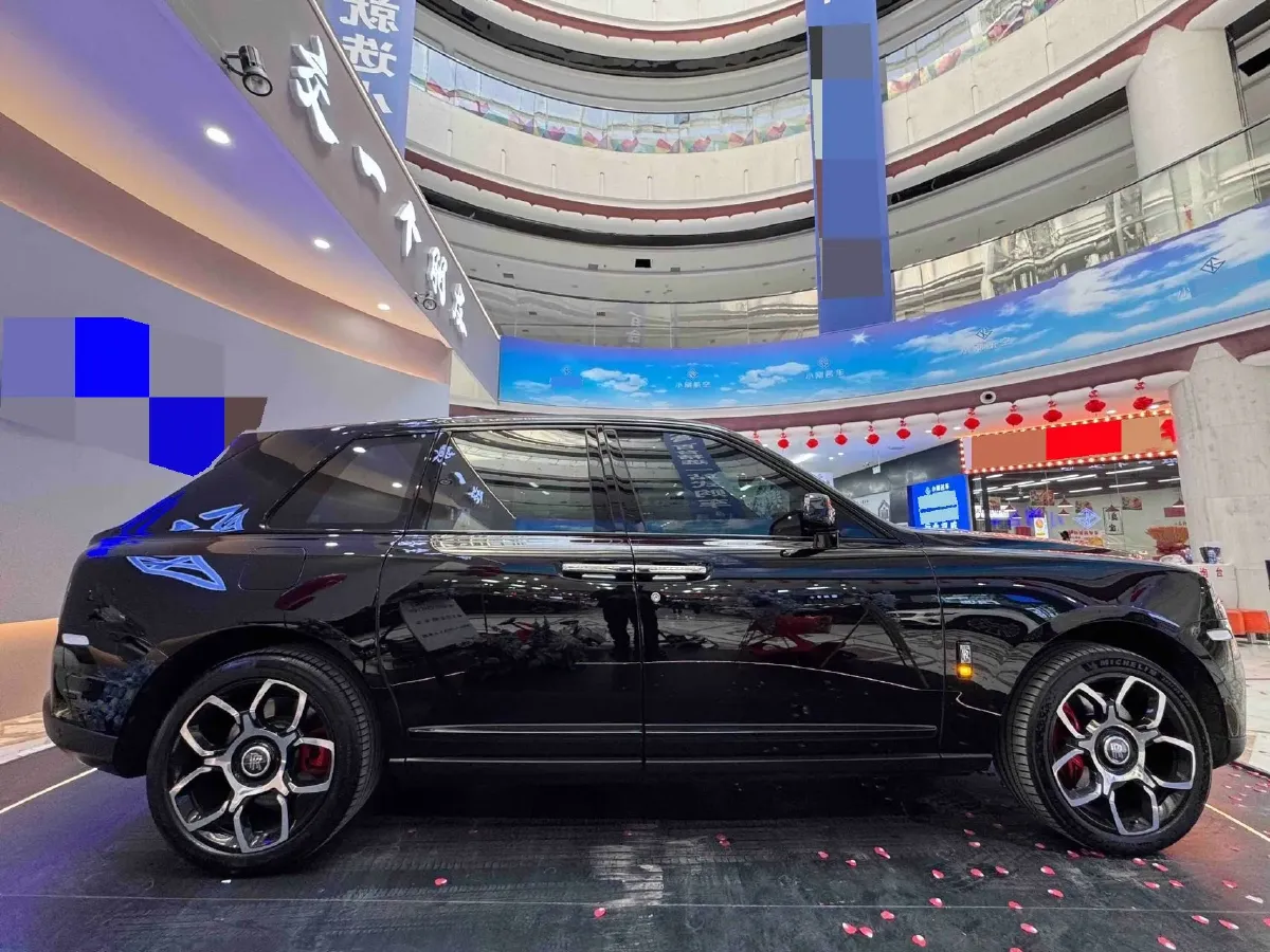 2018 Rolls-Royce Cullinan 6.7T 571HP V12 8AT,autocango,china used car exporter,china ev exporter,chinese used car exporter,chinese used ev exporter