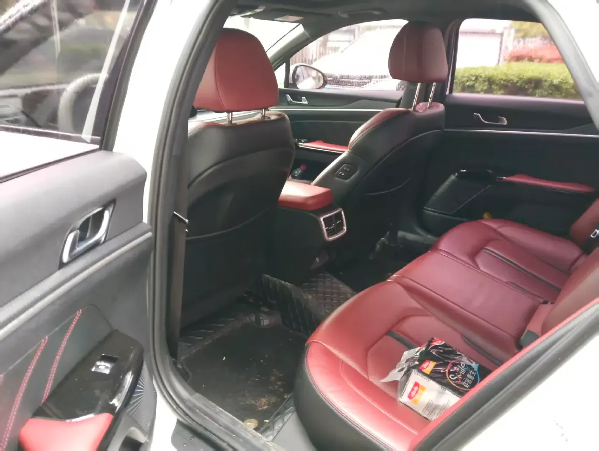 2020 Kia K5 2.0T 240HP L4 8AT,autocango,china used car exporter,china ev exporter,chinese used car exporter,chinese used ev exporter