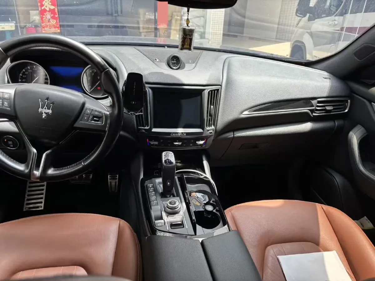 2019 Maserati Levante 3.0T 350HP V6 8AT,autocango,china used car exporter,china ev exporter,chinese used car exporter,chinese used ev exporter