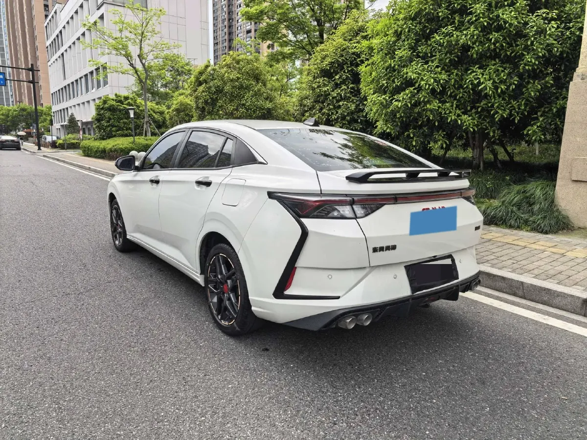 2021 DongFeng Aeolus YiXuan 1.5T 150HP L4 6DCT,autocango,china used car exporter,china ev exporter,chinese used car exporter,chinese used ev exporter
