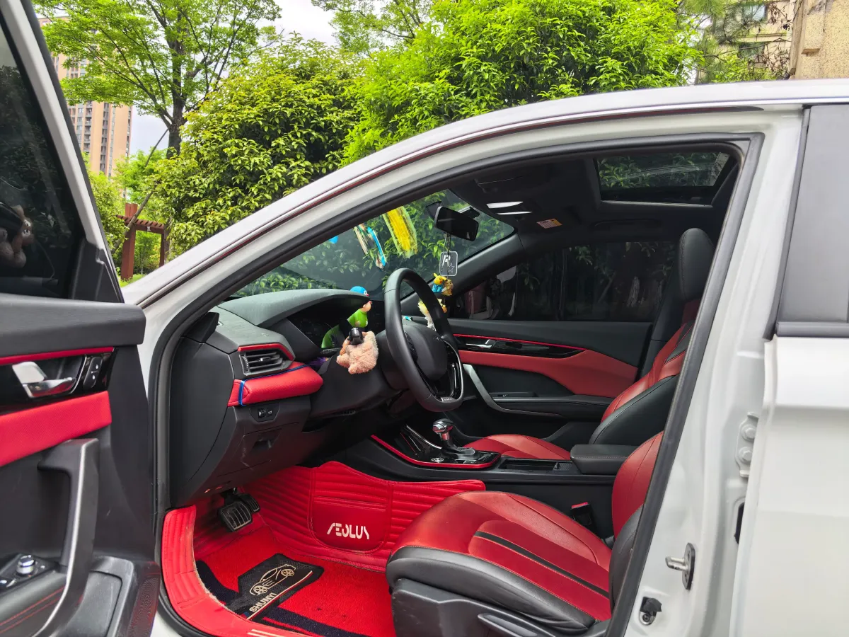 2021 DongFeng Aeolus YiXuan 1.5T 150HP L4 6DCT,autocango,china used car exporter,china ev exporter,chinese used car exporter,chinese used ev exporter