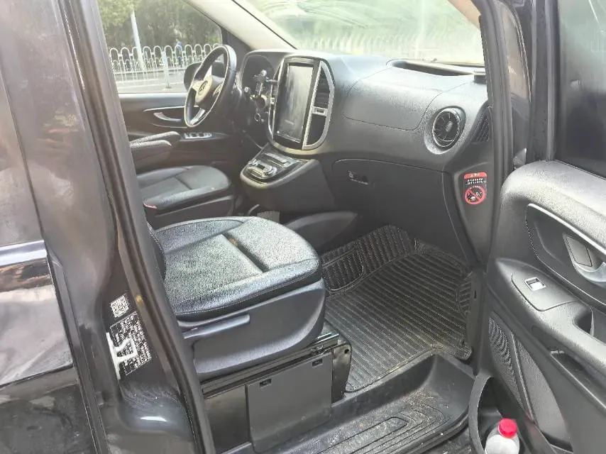 2021 Mercedes-Benz Vito 2.0T 211HP L4 9AT,autocango,china used car exporter,china ev exporter,chinese used car exporter,chinese used ev exporter