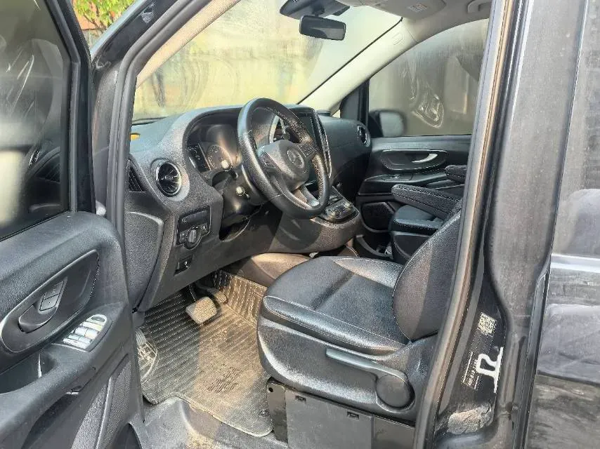 2021 Mercedes-Benz Vito 2.0T 211HP L4 9AT,autocango,china used car exporter,china ev exporter,chinese used car exporter,chinese used ev exporter