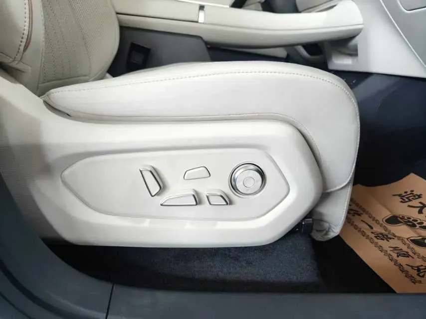 2025 ChangAn QiYuan Q07 1.5L 98HP L4 E-CVT PHEV,autocango,china used car exporter,china ev exporter,chinese used car exporter,chinese used ev exporter