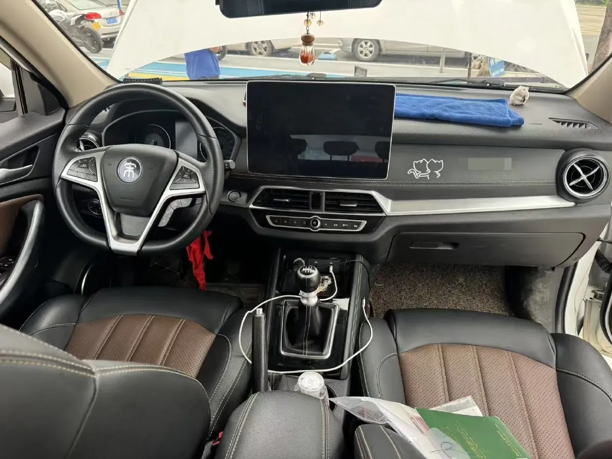 2019 BYD Song 1.5T 154HP L4 6MT,autocango,china used car exporter,china ev exporter,chinese used car exporter,chinese used ev exporter