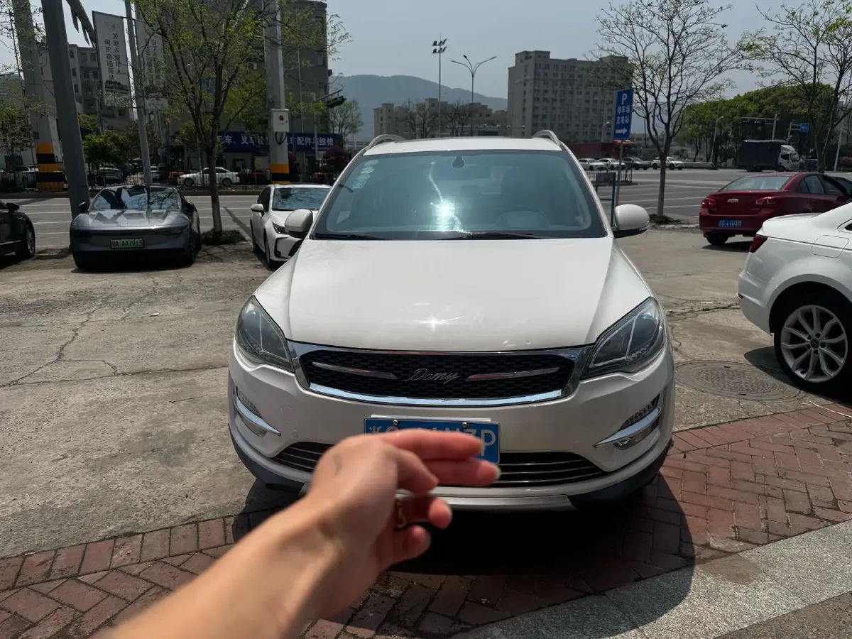 2017 Zotye Damy X5 1.5T 150HP L4 CVT,autocango,china used car exporter,china ev exporter,chinese used car exporter,chinese used ev exporter