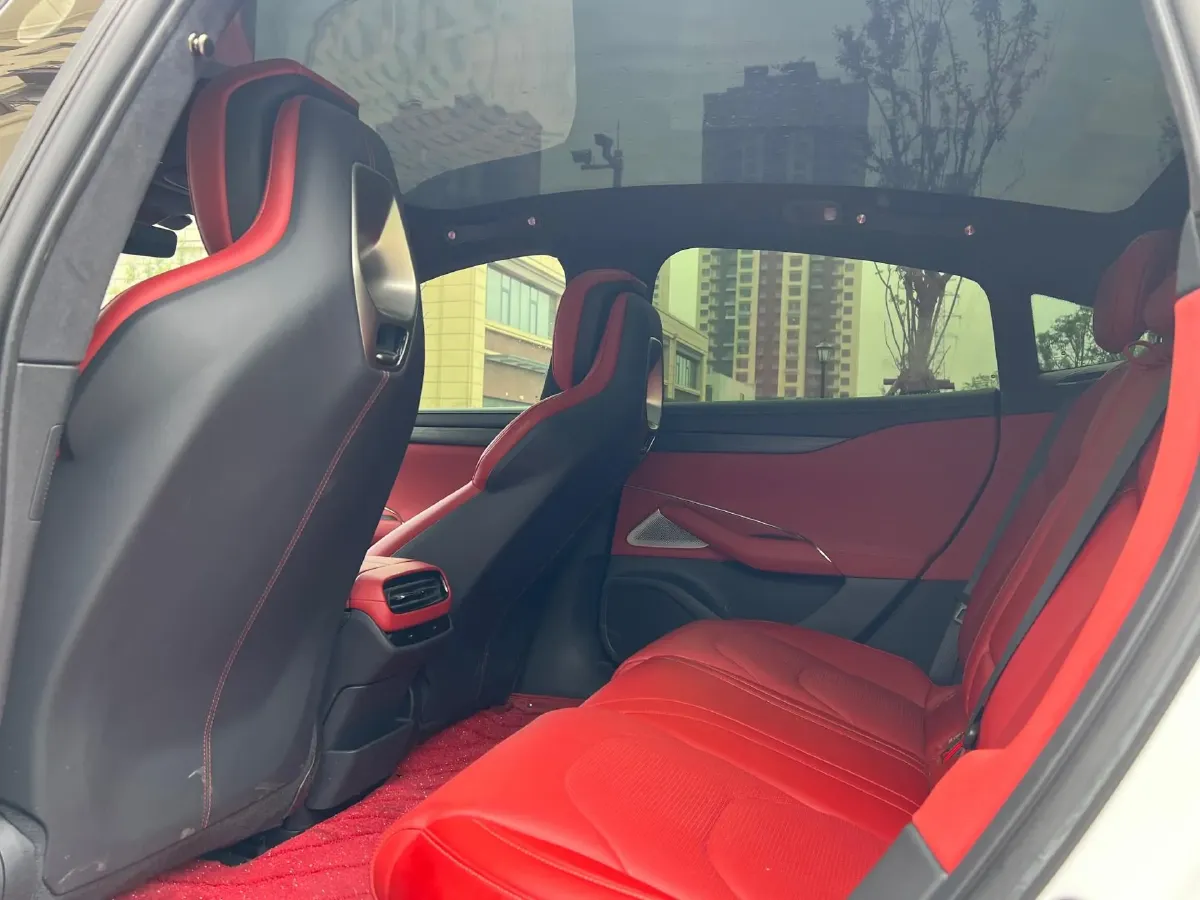 2024 MI SU7 BEV 101KWH,autocango,china used car exporter,china ev exporter,chinese used car exporter,chinese used ev exporter