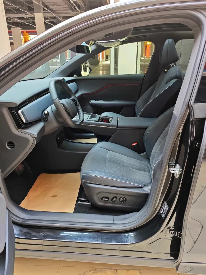 2024 Voyah ZhiYin BEV 77KWH,autocango,china used car exporter,china ev exporter,chinese used car exporter,chinese used ev exporter