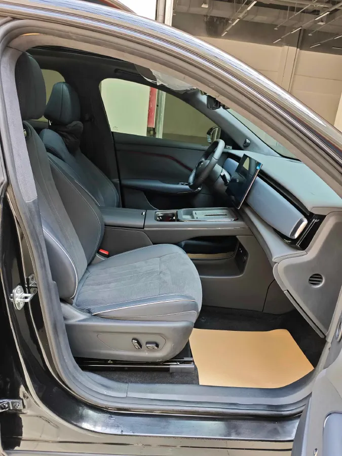 2024 Voyah ZhiYin BEV 77KWH,autocango,china used car exporter,china ev exporter,chinese used car exporter,chinese used ev exporter